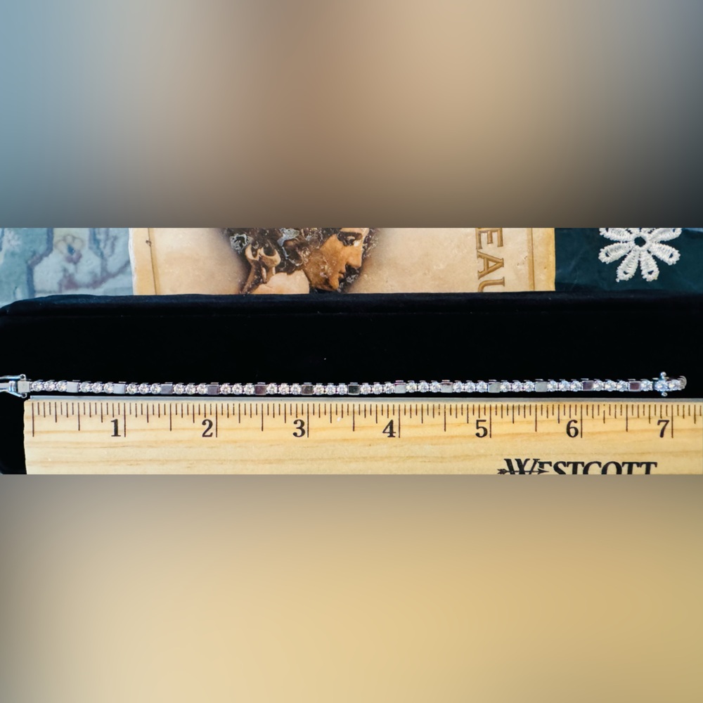 Elegant Silver and CZ Women's Bracelet - 7” - Picture 8 of 8